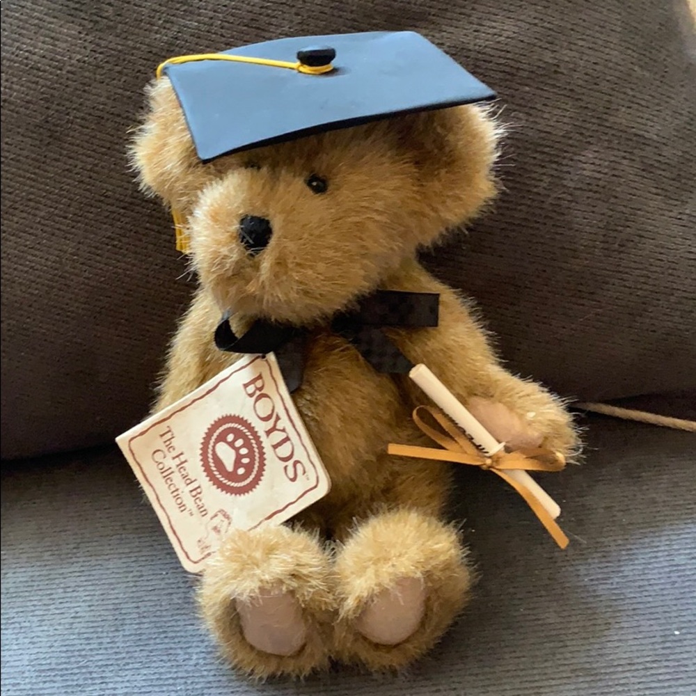 Vintage Graduation Bear By Boyd’s. NWT. SOLD❗️